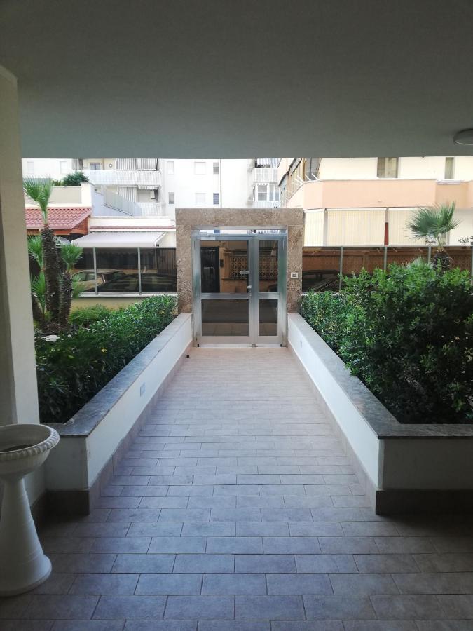Levante Waterfront Bari Extérieur photo